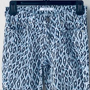 Seven 7 for All Mankind Sz 25 Leopard Ankle Jeans.